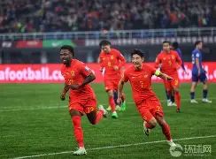 荣耀：国足备战亚洲杯全力冲刺的简单介绍